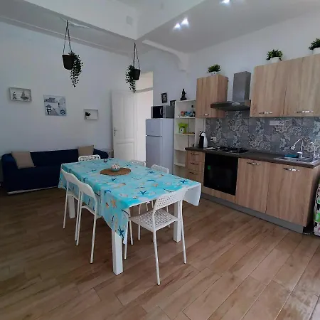 Annalisa Apartment *